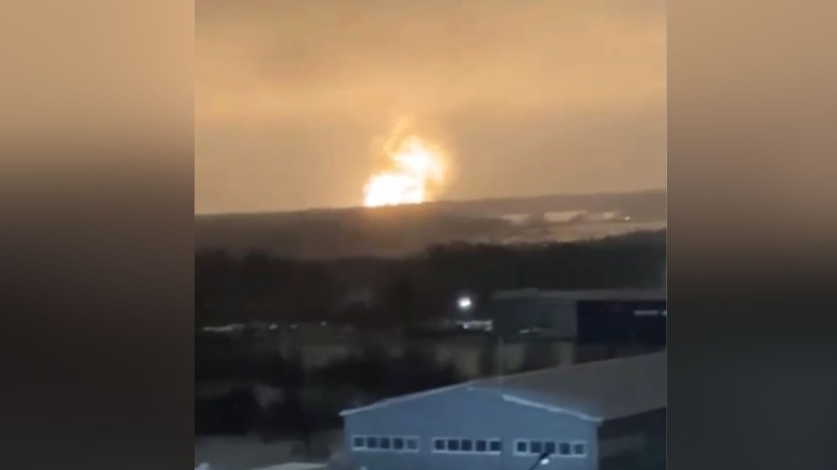 Obří exploze u ruské továrny na balistické střely. Plánovaný test, tvrdí úřady